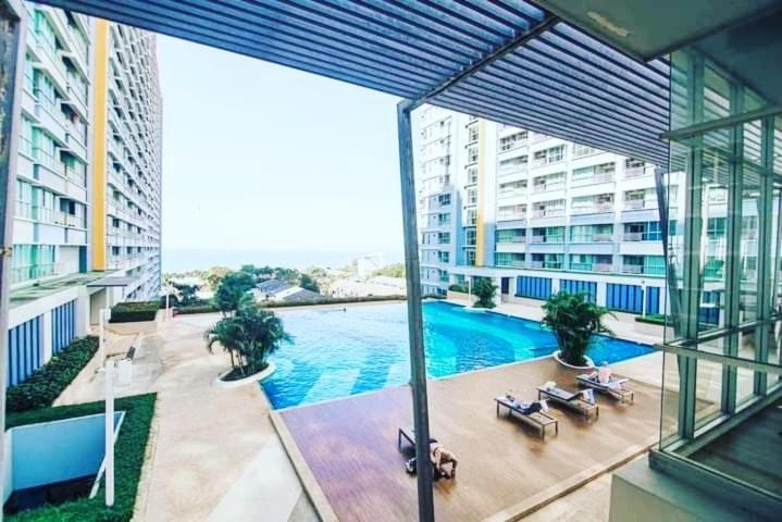 Jomtien Pattaya Condo Seaview Room Premium Exteriör bild
