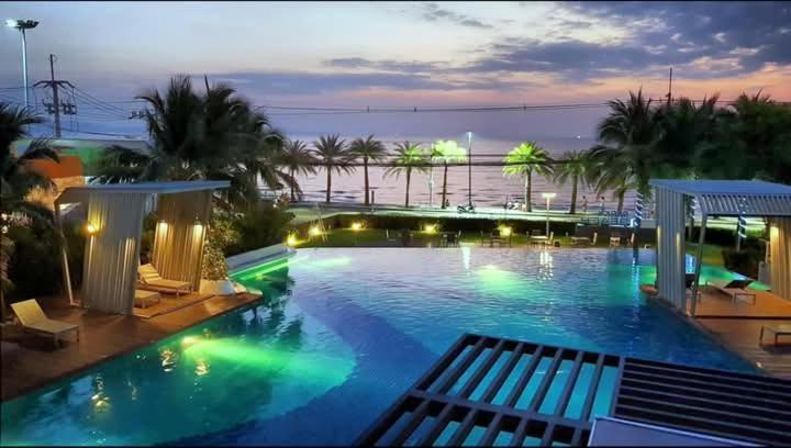 Jomtien Pattaya Condo Seaview Room Premium Exteriör bild